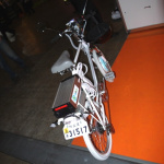 見た目はチャリだけど、実は電動バイクで電気代はたった1円 【CEATEC JAPAN 2012】 - isolra_04