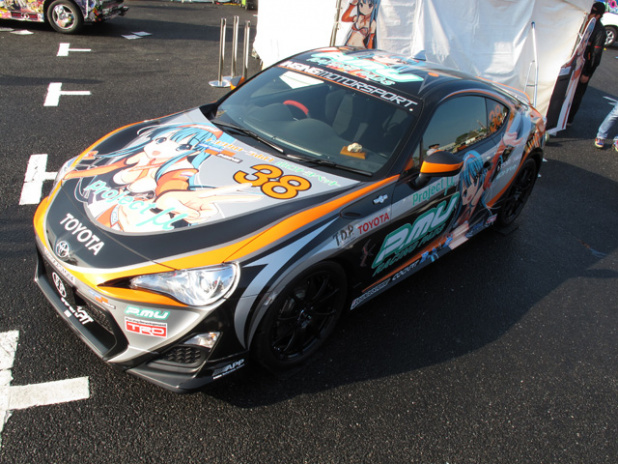 「BMW Z4やFニッポンマシン！　全日本級レーシング痛車がお台場にやってきた！」の12枚目の画像