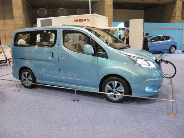 「スマホも電気自動車も充電にケーブルが不要な時代がやってくる【CEATEC2012】」の8枚目の画像