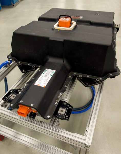 「2013年に発売予定、シボレーの電気自動車は100kWの油冷モーター搭載」の3枚目の画像
