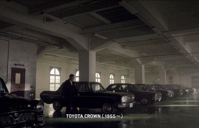 新型トヨタ クラウン Cm 画像 北野武とジャン レノが共演 12月25日発売に向け 新型クラウン Re Born ティザーサイトが始動 Clicccar Com