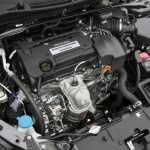 スバルBRZとホンダアコードのエンジンがアメリカで2012年エンジンのベスト10に！ - 2013_Honda_Accord_Sport_Sedan_int_016