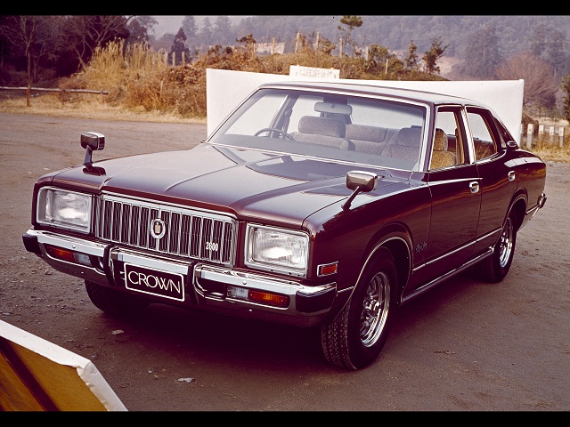 5代目 トヨタ クラウン 2ドアハードトップデラックス 画像 14代目クラウン登場 日本の名車トヨタ歴代クラウン初代から13代目を一気に見せます Clicccar Com