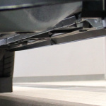 ヴィッツ RS G’sのボディワークはまさにファクトリーチューニング！ - トヨタ　Vitz G's ロッカー部溶接スポット打点追加
