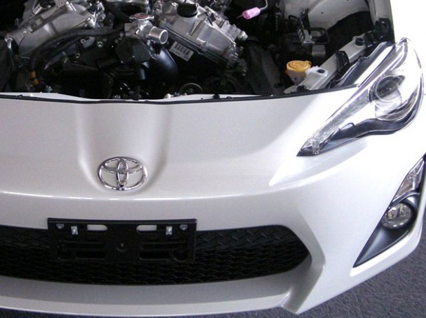 「330ps仕様も！ トヨタが5台の86コンセプトカーをズラリ出展! 【東京オートサロン2013】」の8枚目の画像