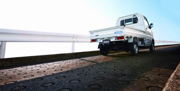 「三菱「ミニキャブMiEVトラック」画像ギャラリー－一番安い電気自動車で、一番高い軽トラック？」の15枚目の画像