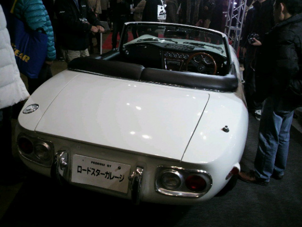 ｎａロードスターをベースにするのは訳がある 究極のドレスアップ トヨタ２０００ｇｔレプリカがいた 東京オートサロン12 Clicccar Com