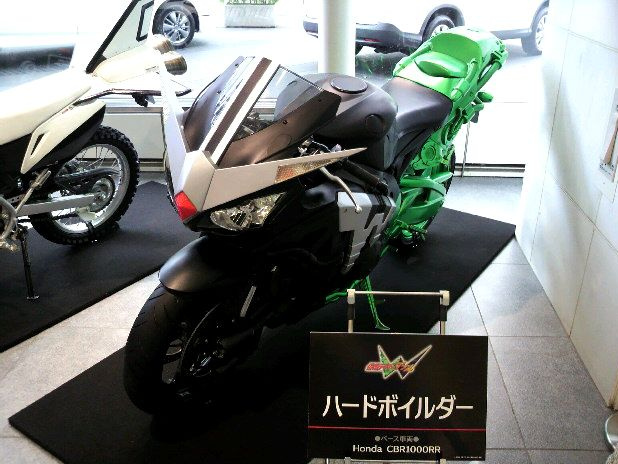 「ASIMOに会えるヨ！仮面ライダーのバイクもあるヨ！【Hondaウエルカムプラザ青山2012夏・その2】」の4枚目の画像