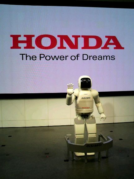 「ASIMOに会えるヨ！仮面ライダーのバイクもあるヨ！【Hondaウエルカムプラザ青山2012夏・その2】」の1枚目の画像