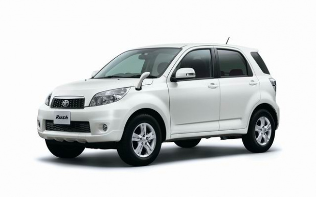 「トヨタのコンパクトSUV「ラッシュ」がマイナーチェンジで安全性能アップ」の1枚目の画像