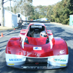 [動画]エンジン音無しで電気自動車のレーシングカーは3秒で100km/hに! 【東京オートサロン2013】 - i-MiEV Evolution×増岡浩 2