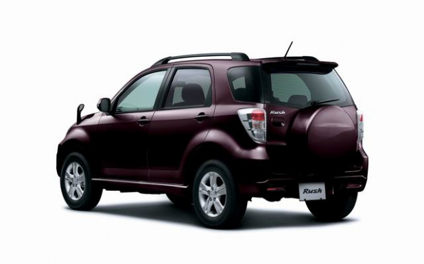 「トヨタのコンパクトSUV「ラッシュ」がマイナーチェンジで安全性能アップ」の2枚目の画像