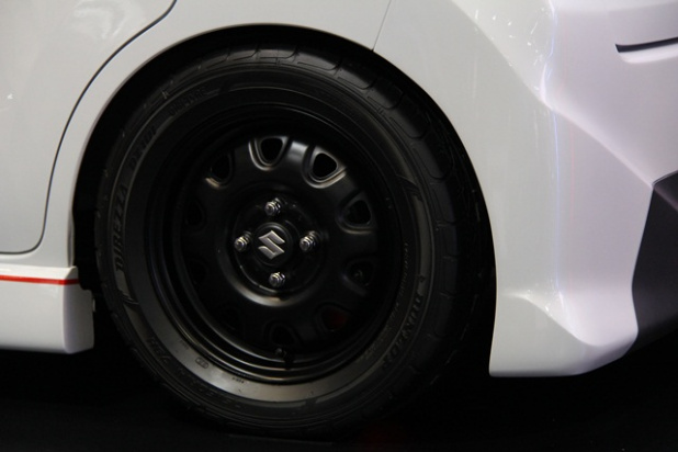 「スズキ「ワゴンR」ファン待望のホットモデル“RR”がコンセプトモデルで復活！【東京オートサロン2013】」の5枚目の画像