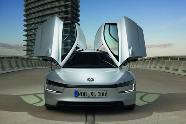「VWのディーゼルハイブリッド「XL1」発売決定! 燃費はリッター111km!!」の2枚目の画像