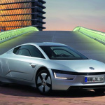 VWのディーゼルハイブリッド「XL1」発売決定! 燃費はリッター111km!! - 2013_VW_XL1_004
