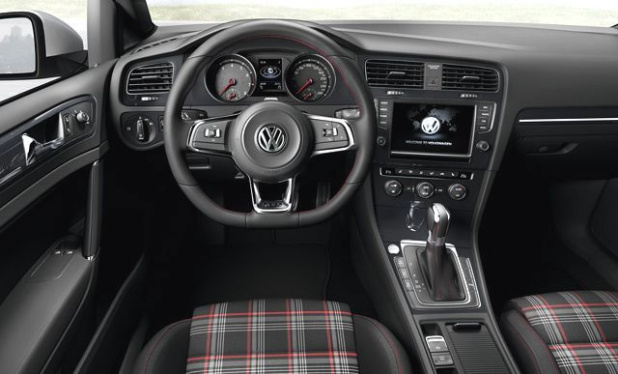 「VW新型「Golf 」画像ギャラリー – ワゴン「ヴァリアント」登場 !」の14枚目の画像