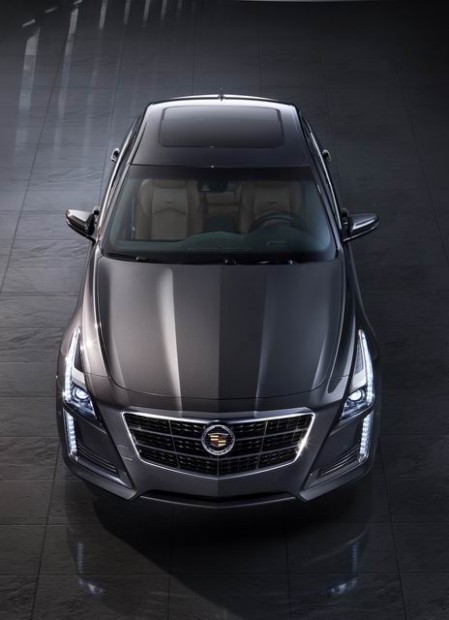 2014-Cadillac-CTS-sedan006