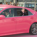 「ピンクオヤジNo.1は誰？ 愛されオヤジ10人がピンククラウンで渋谷を走る!」の9枚目の画像ギャラリーへのリンク