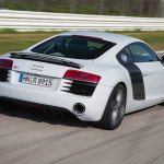 アウディ「R8」画像ギャラリー ─ 7速Sトロニックを搭載し加速性能がさらにアップ - Audi R8 V8 Coup  /Fahraufnahme