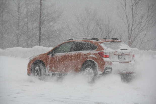 「プロドライバーの走りを雪上で体験！SUVのXVがラリーカーに変身！【SUBARU SUV Snow Meeting】」の11枚目の画像