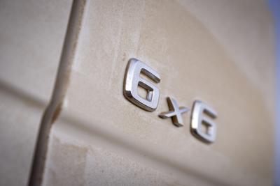 「メルセデス・ベンツ「G63 AMG 6×6」画像ギャラリー – 6輪駆動のスーパーGクラス」の24枚目の画像