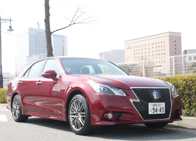 新型クラウンハイブリッドは安くてエコだけど遅い Clicccar Com 新型クラウンハイブリッドは安くてエコだけど遅い Clicccar Com