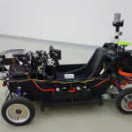 自分で組み立てられる！？超小型電気自動車「PIUS」とは？ - 東北大学次世代移動体システム研究会向け自律走行システム実証車