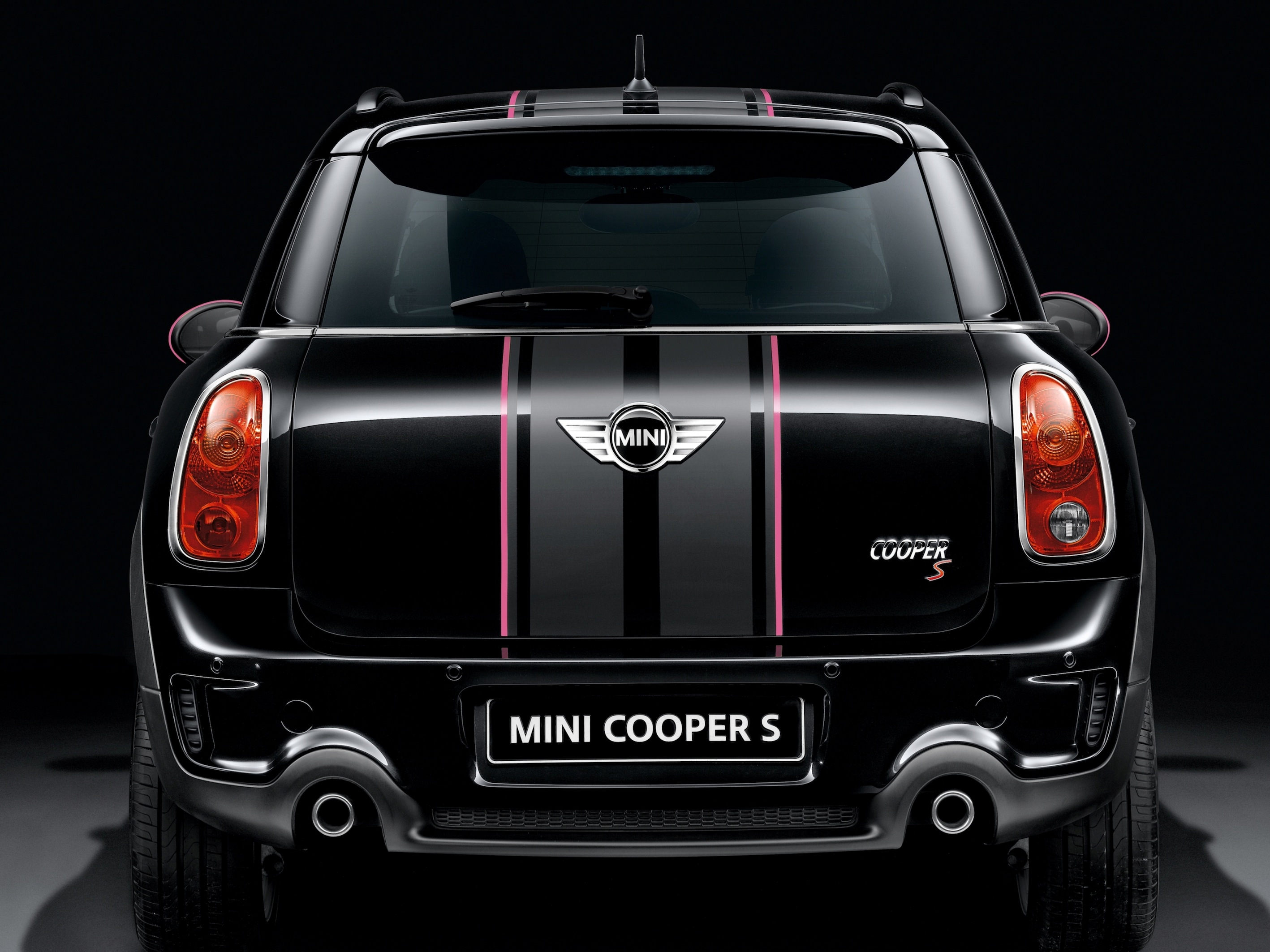 MINI R56 ワン、クーパー、クーパーS フロントタワーバー 補強パーツ