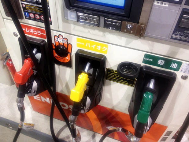 「円安なのにガソリン価格の下落が続いているのは“売れなくなった”から!?」の1枚目の画像