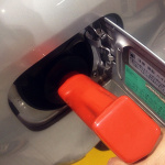 円安なのにガソリン価格の下落が続いているのは“売れなくなった”から!? - ガソリンスタンド