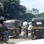 インドの自動車販売が鈍化 ! ホンダ・ヤマハなど日本勢が二輪車で勝負に出た！ - インドの交通状況（2001年）