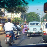インドの自動車販売が鈍化 ! ホンダ・ヤマハなど日本勢が二輪車で勝負に出た！ - インドの交通状況（2001年）