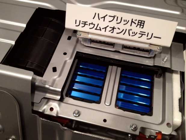 「ホンダ・アコードハイブリッドの詳細が判明！ ホンダ車中最高の燃費性能の実力は？」の5枚目の画像