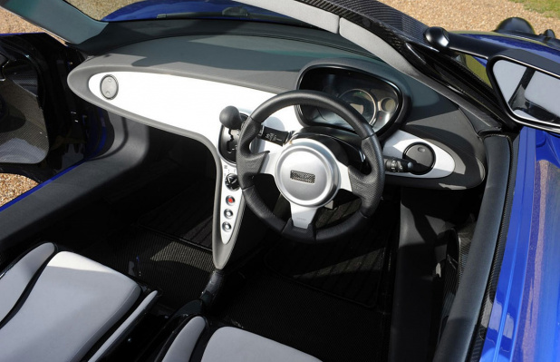 「BMWが量産車で超軽量「炭素繊維」を採用 ! 日本でも普及促進へ !」の3枚目の画像