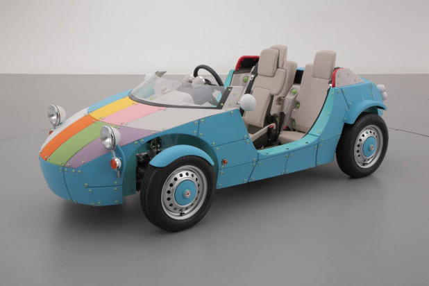 「東京おもちゃショーに親子で運転できるトヨタのコンセプトカーが登場【動画】」の4枚目の画像