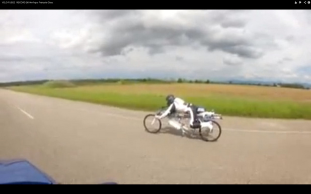 「時速263キロの自転車が怖すぎ！ 速さの秘密は…？【動画】」の1枚目の画像