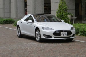 Tesla Model S_022