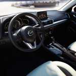 マツダ「アクセラ（Mazda3）」にはインテリアに秘密がありそうだ！ - ヒューマン・マシン・インターフェイス1