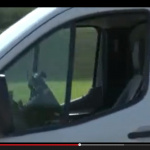 ロボットドライバーが運転しているフォード新車開発の現場【動画】 - スクリーンショット（2013-06-20 21.33