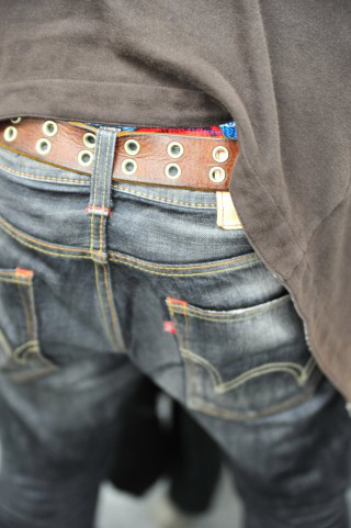 A1180 画像 中二病が運転のとき使いそうな妄想ワード Clicccar Com