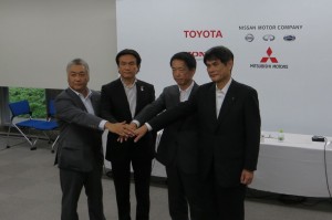 トヨタ日産ホンダ三菱充電インフラ共同推進2
