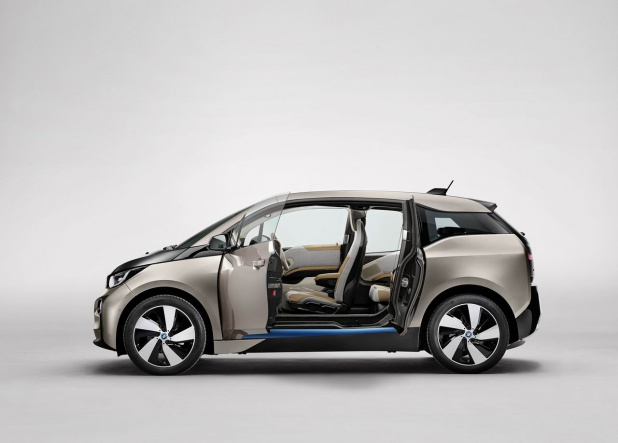 「「BMW i3」画像ギャラリー －BMWの電気自動車は発電機がオプション」の5枚目の画像