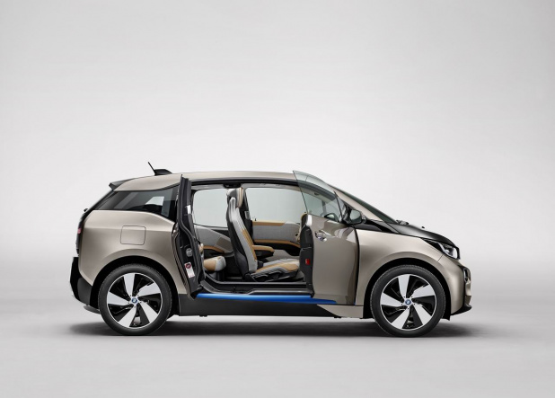 「「BMW i3」画像ギャラリー －BMWの電気自動車は発電機がオプション」の6枚目の画像