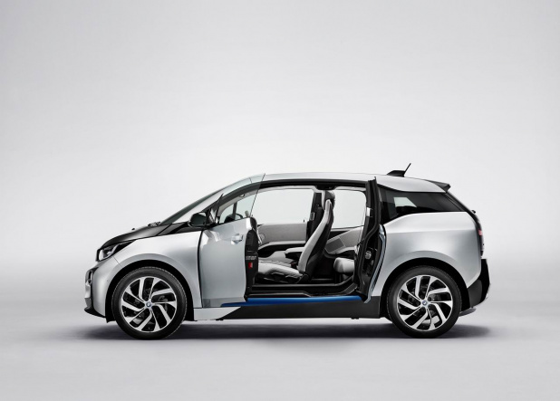 「「BMW i3」画像ギャラリー －BMWの電気自動車は発電機がオプション」の18枚目の画像