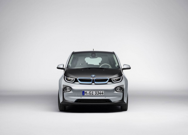 「「BMW i3」画像ギャラリー －BMWの電気自動車は発電機がオプション」の32枚目の画像