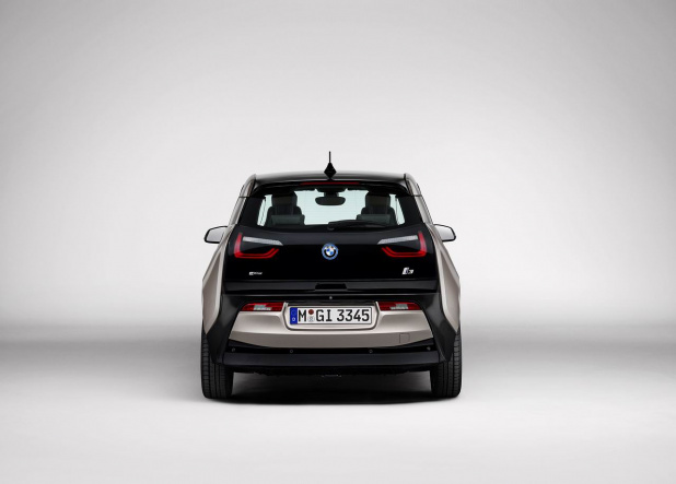 「「BMW i3」画像ギャラリー －BMWの電気自動車は発電機がオプション」の35枚目の画像