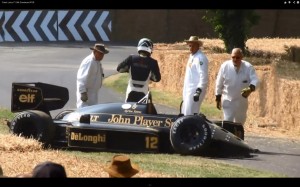 Lotus98T_Crash_02