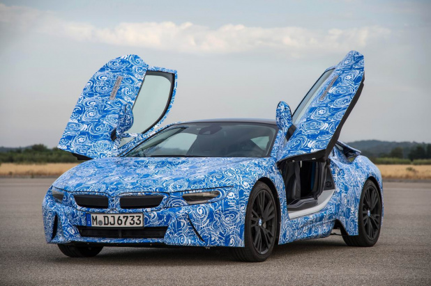 「「BMW i8」走行シーンと詳細を公開」の15枚目の画像