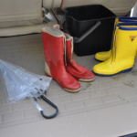 汚れモノ、濡れたモノからラゲッジルームのフロアを守るアイテム - Luggage_Tray_01