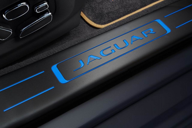 「ジャガー「XJ」全車にアイドリングストップ装備の2014モデル登場」の11枚目の画像
